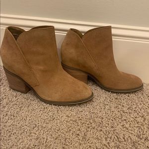 Jessica Simpson Brown Suede Ankle Boots